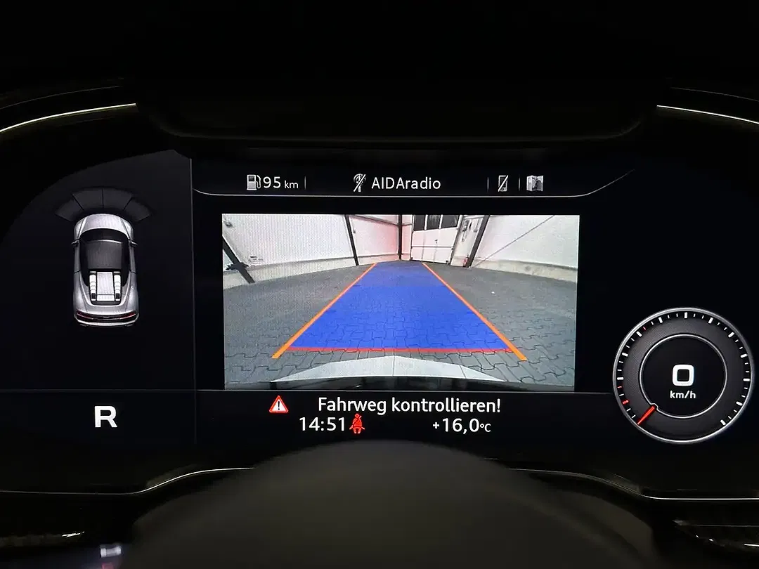 Audi R8 V10 quattro performance - Thumbnail 22