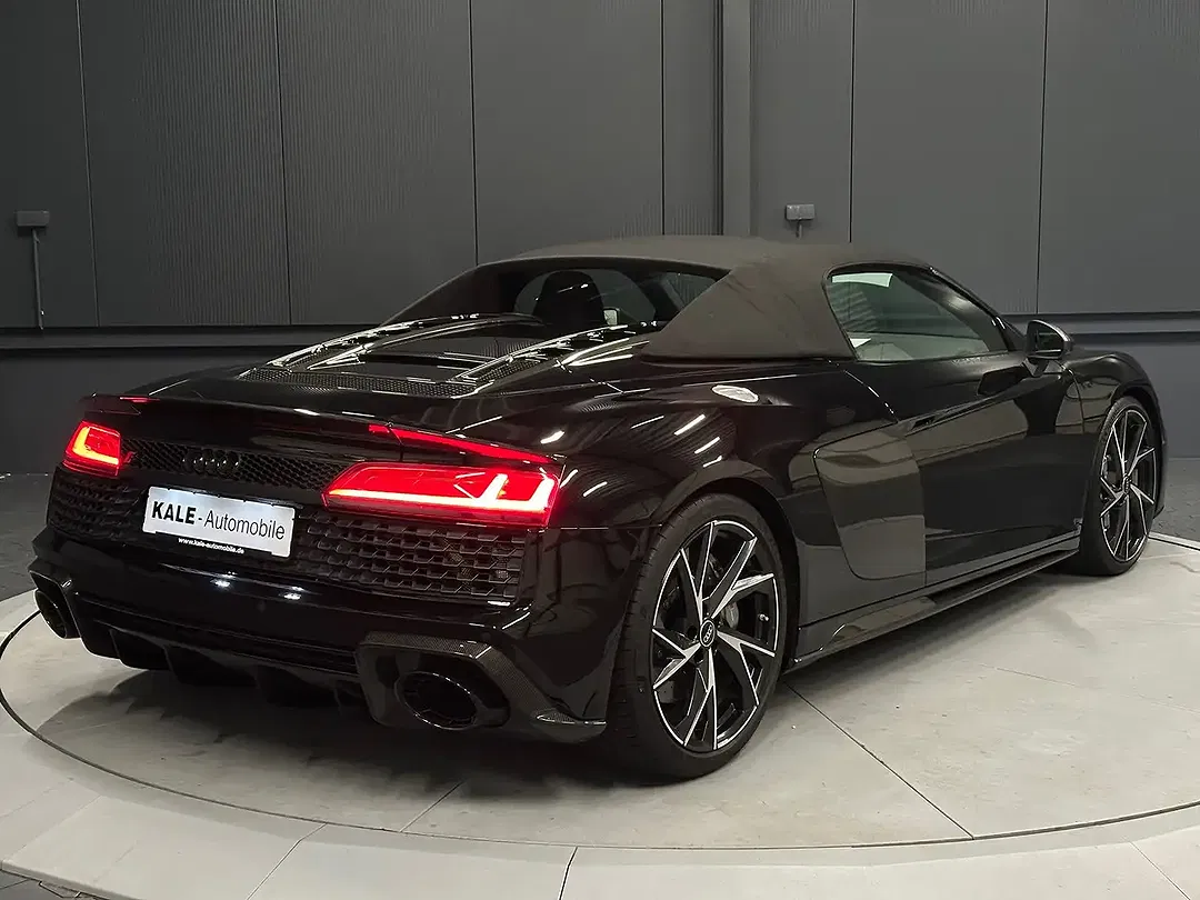 Audi R8 V10 quattro performance - Thumbnail 5