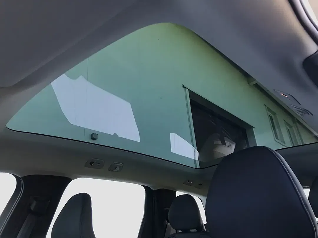Volvo EX90 AWD Ultra - Thumbnail 13
