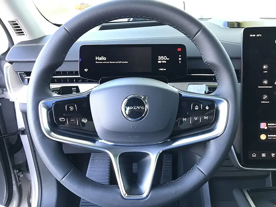 Volvo EX90 AWD Ultra - Thumbnail 9