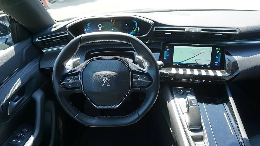 Peugeot 508 225 e-EAT8 PHEV Allure Pack SW - Thumbnail 11
