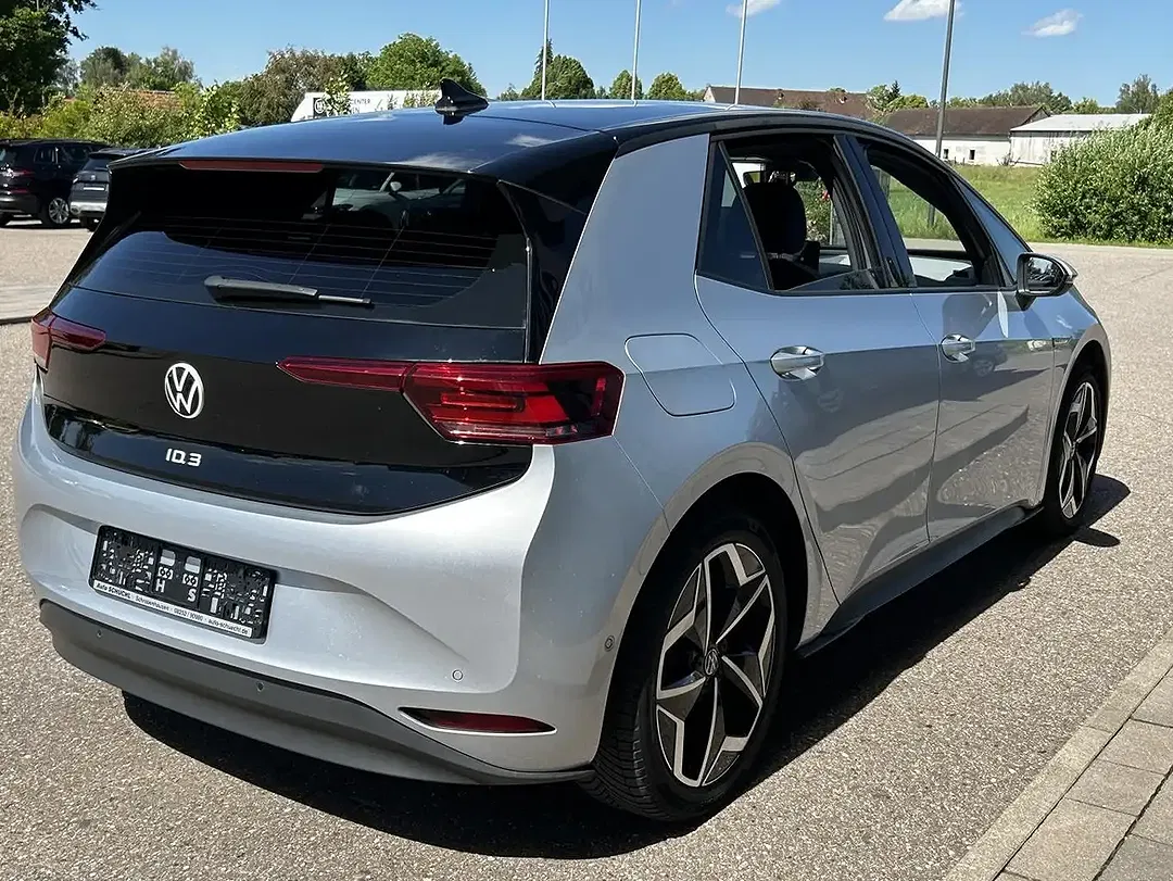 Volkswagen ID.3 - Thumbnail 5