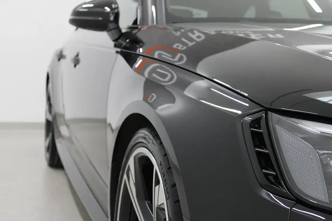 Audi RS4 TFSI RS Avant - Thumbnail 6
