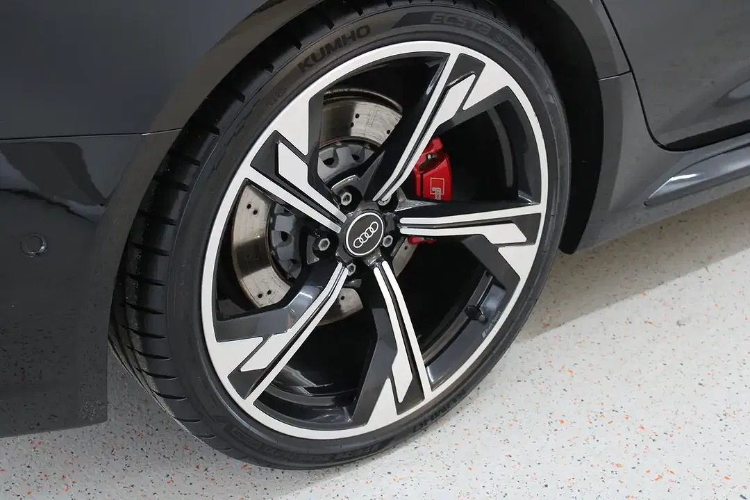Audi RS4 TFSI RS Avant - Thumbnail 9