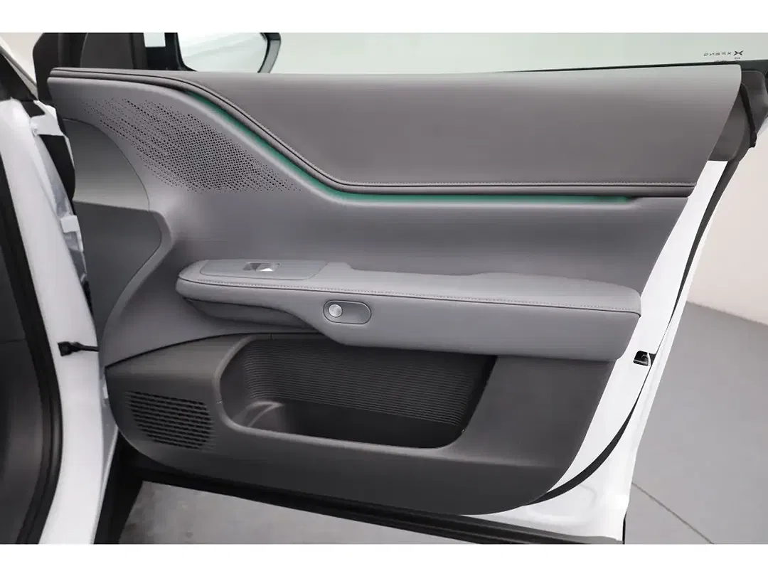 Xpeng G6 AWD Performance MY2025 - Thumbnail 15