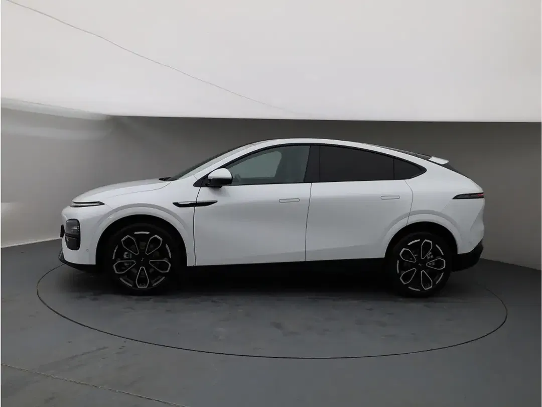 Xpeng G6 AWD Performance MY2025 - Thumbnail 3