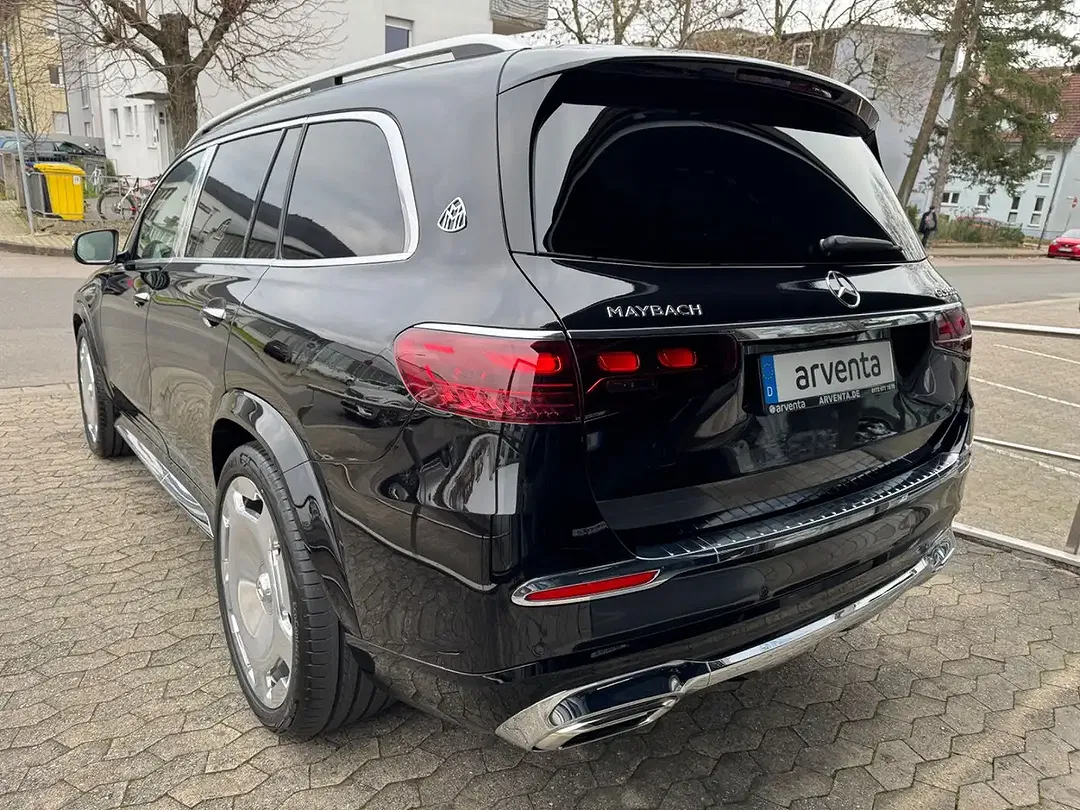 Mercedes-Benz GLS 600 - Thumbnail 4