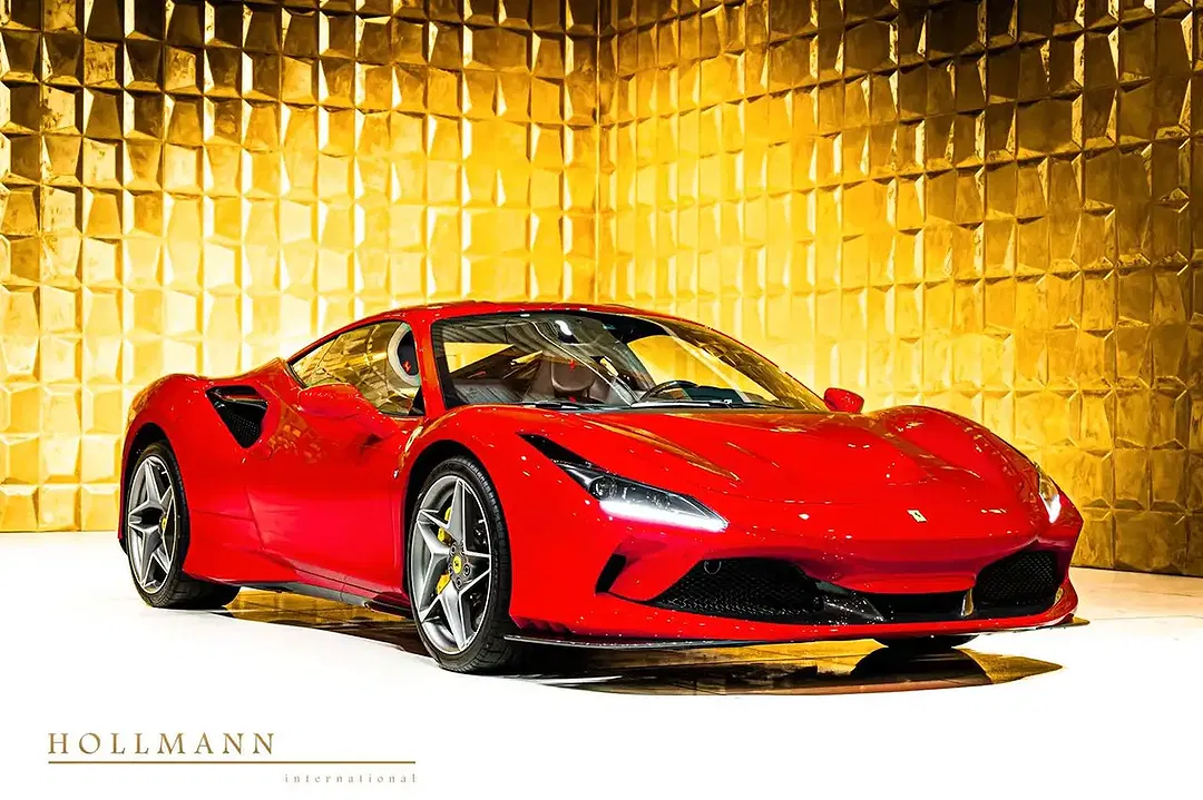 Ferrari F8 Tributo - foto 1