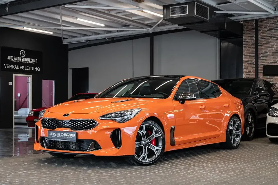 Kia Stinger GT - foto 1