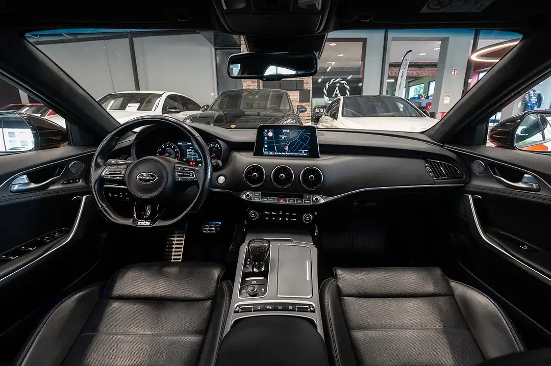 Kia Stinger GT - Thumbnail 15