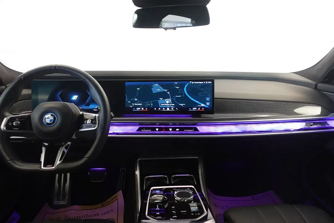 BMW i7 xDrive - Thumbnail 7