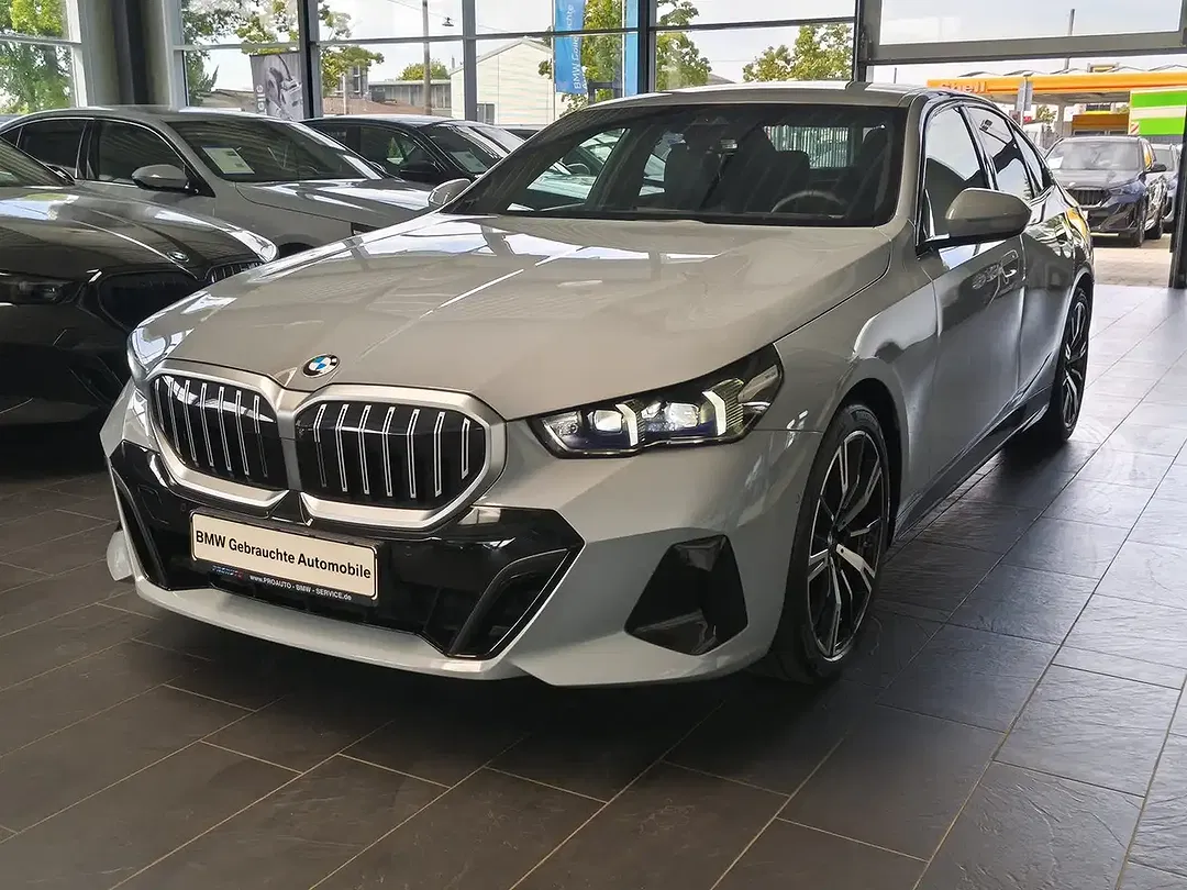 BMW 520 M Sport - Thumbnail 3