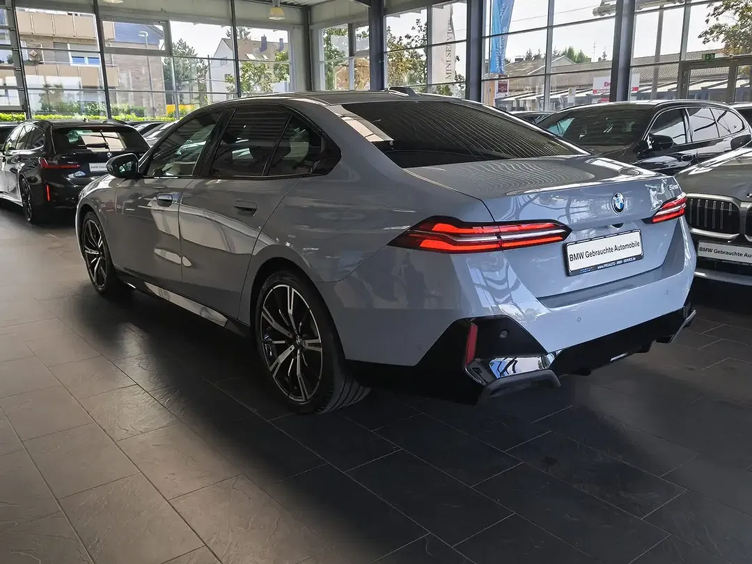 BMW 520 M Sport - Thumbnail 4