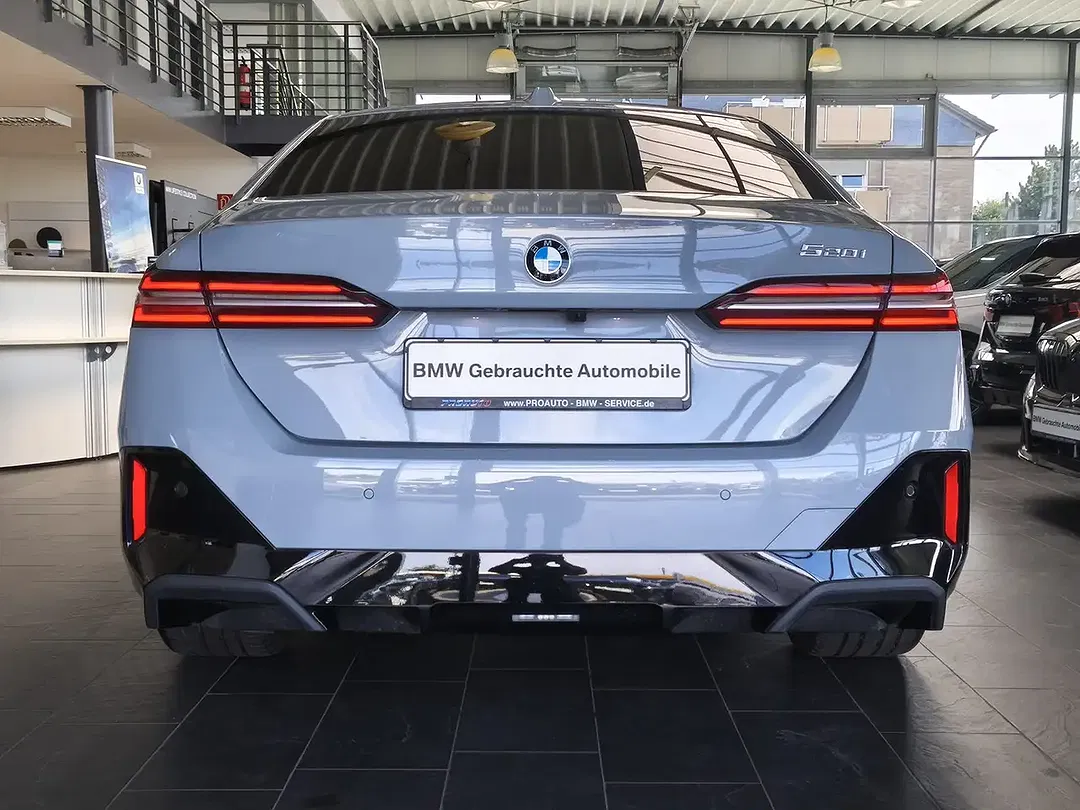 BMW 520 M Sport - Thumbnail 5