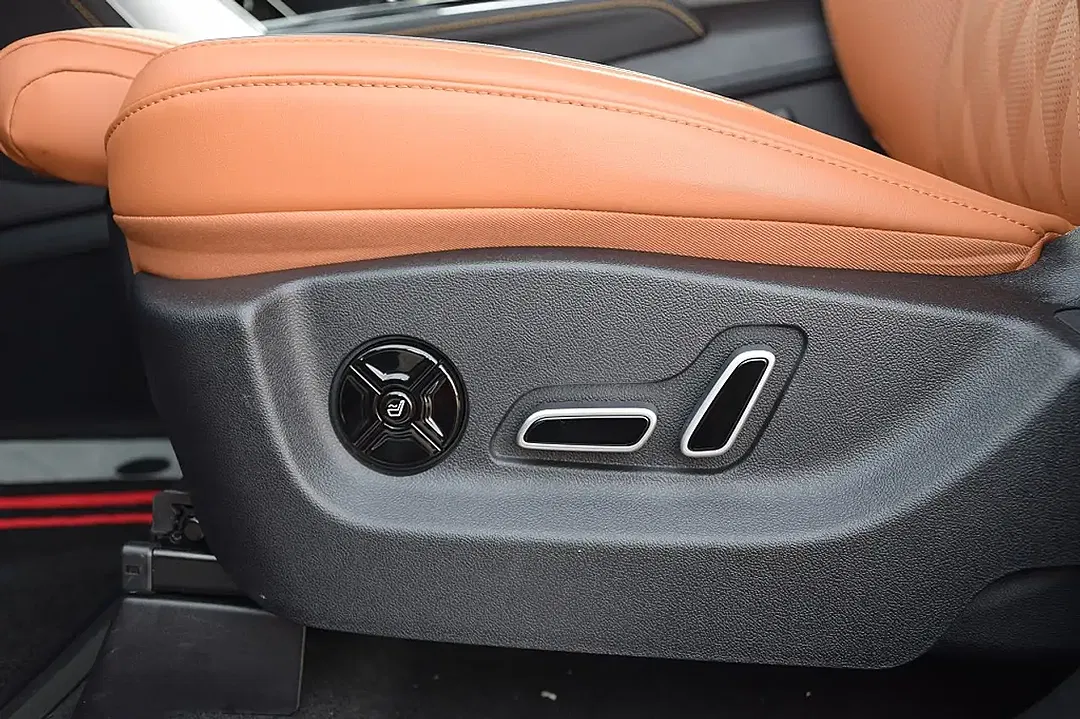 BYD Tang Flagship - Thumbnail 11