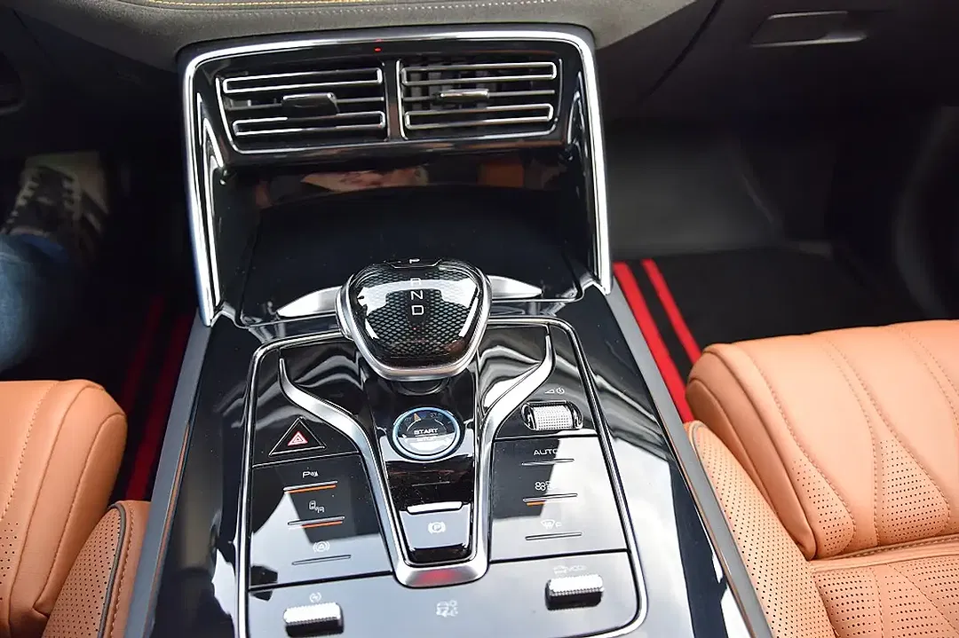 BYD Tang Flagship - Thumbnail 12
