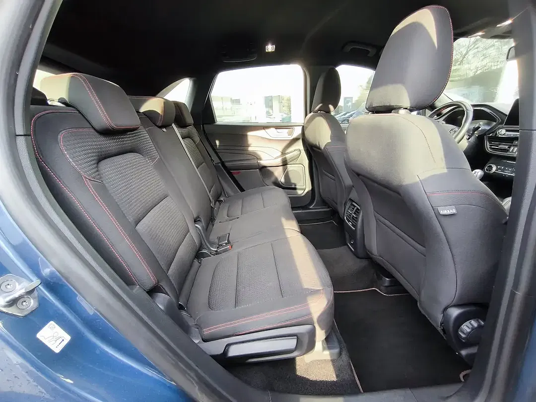 Ford Kuga 1.5 EcoBoost ST-Line - foto 8