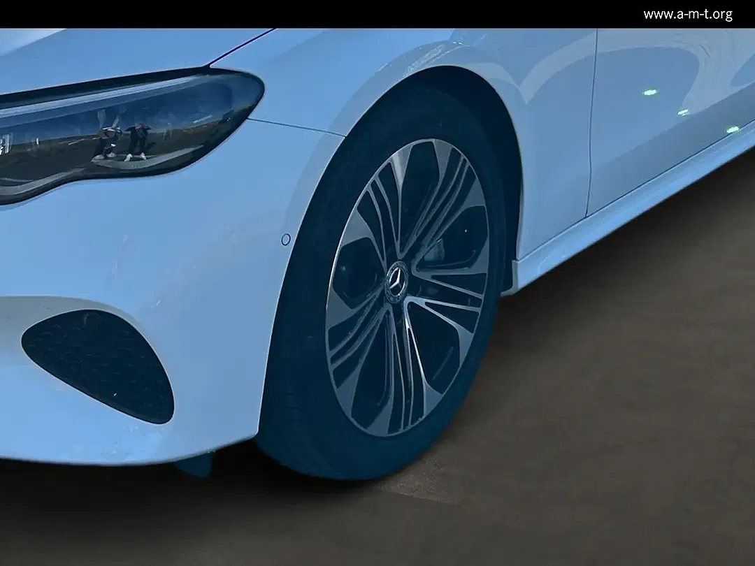Mercedes-Benz E 300 Avantgarde - Thumbnail 6