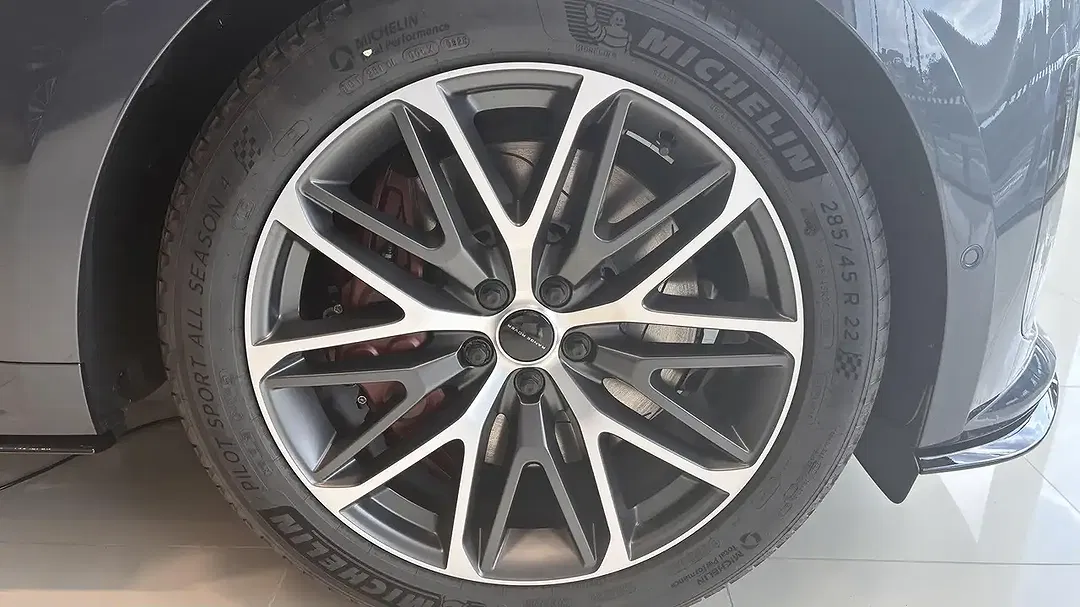 Land Rover Range Rover Sport P635 4x4 SV - Thumbnail 9