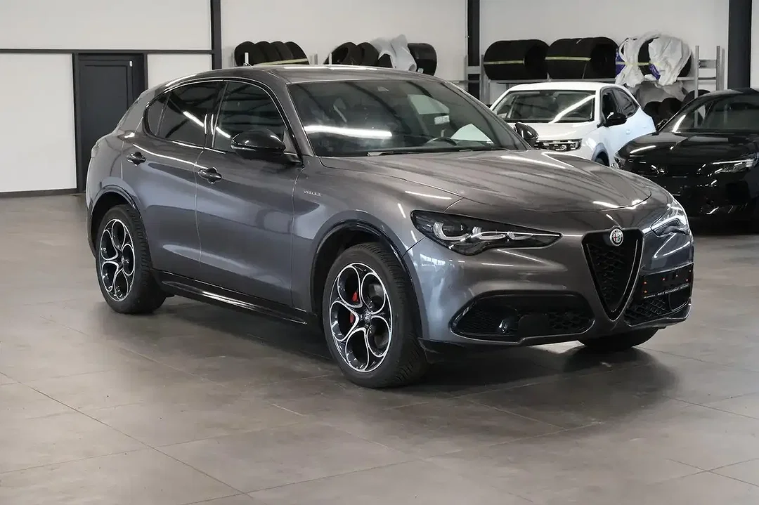 Alfa Romeo Stelvio Q4 Veloce - Afbeelding 1