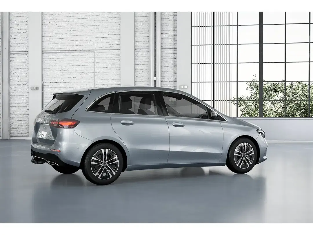 Mercedes-Benz B 180 - Thumbnail 10