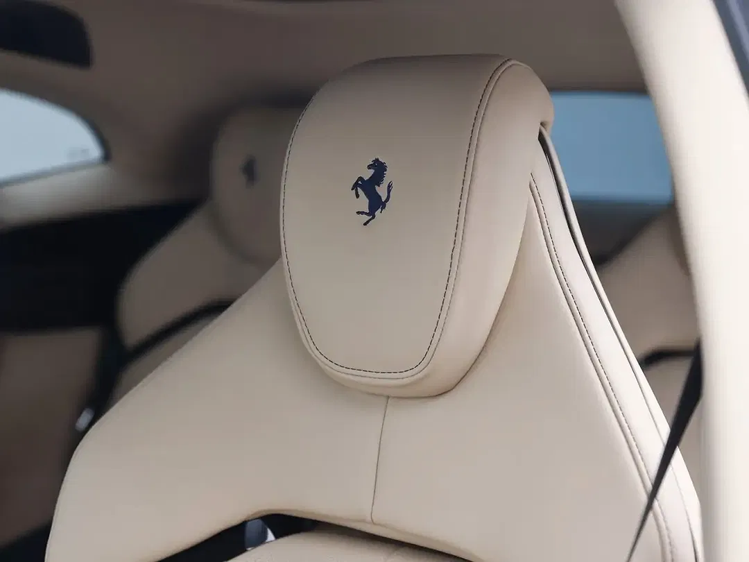 Ferrari Purosangue - foto 15