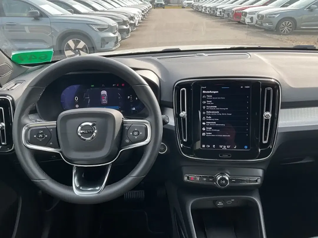 Volvo XC40 B3 Core - Thumbnail 11