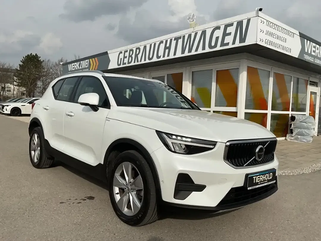 Volvo XC40 B3 Core - Thumbnail 8
