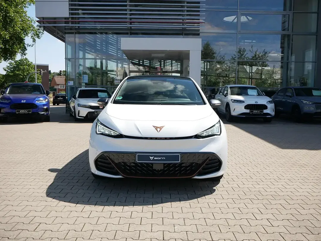 CUPRA Born - Thumbnail 3