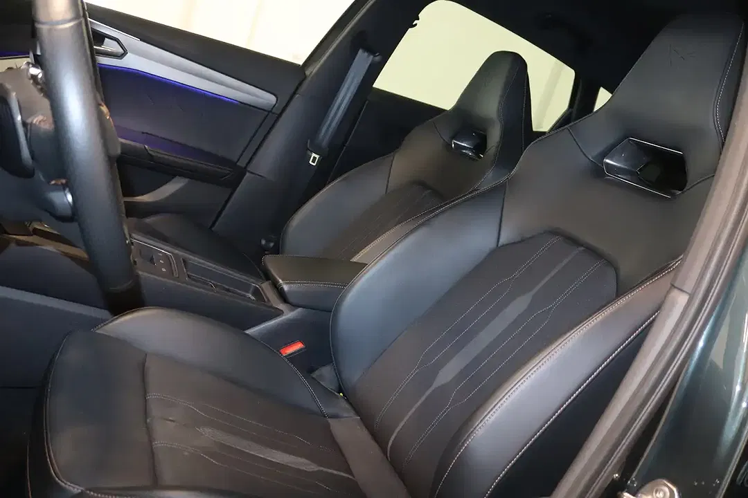 CUPRA Formentor PHEV VZ - Thumbnail 4