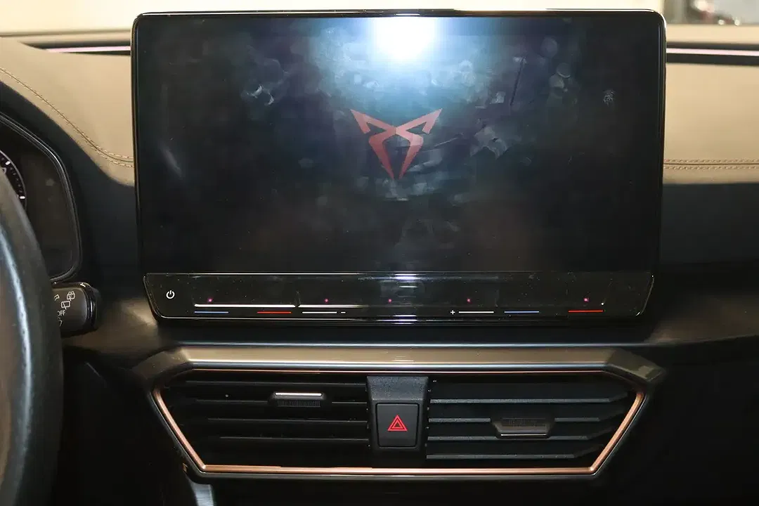 CUPRA Formentor PHEV VZ - Thumbnail 7
