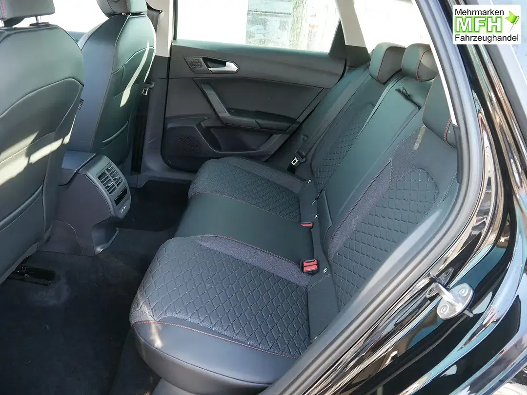 CUPRA Leon 1.5 eTSI DSG Sportstourer - Thumbnail 8