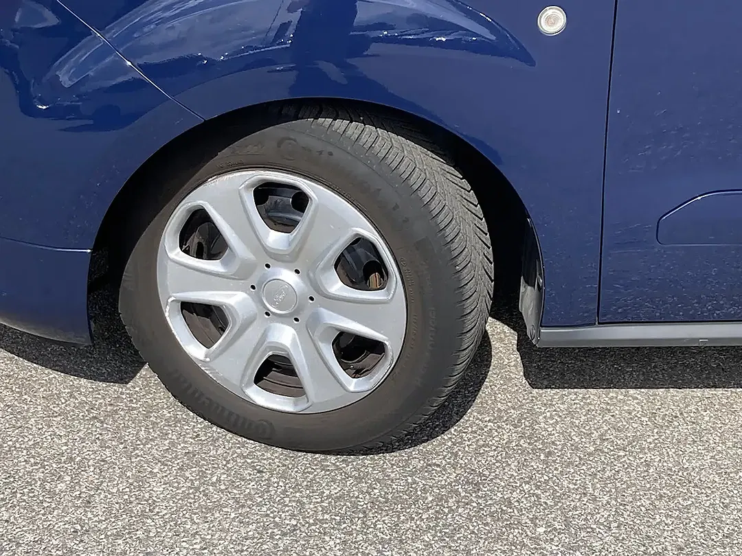 Ford Tourneo Courier 1.5 TDCi Trend - Thumbnail 13