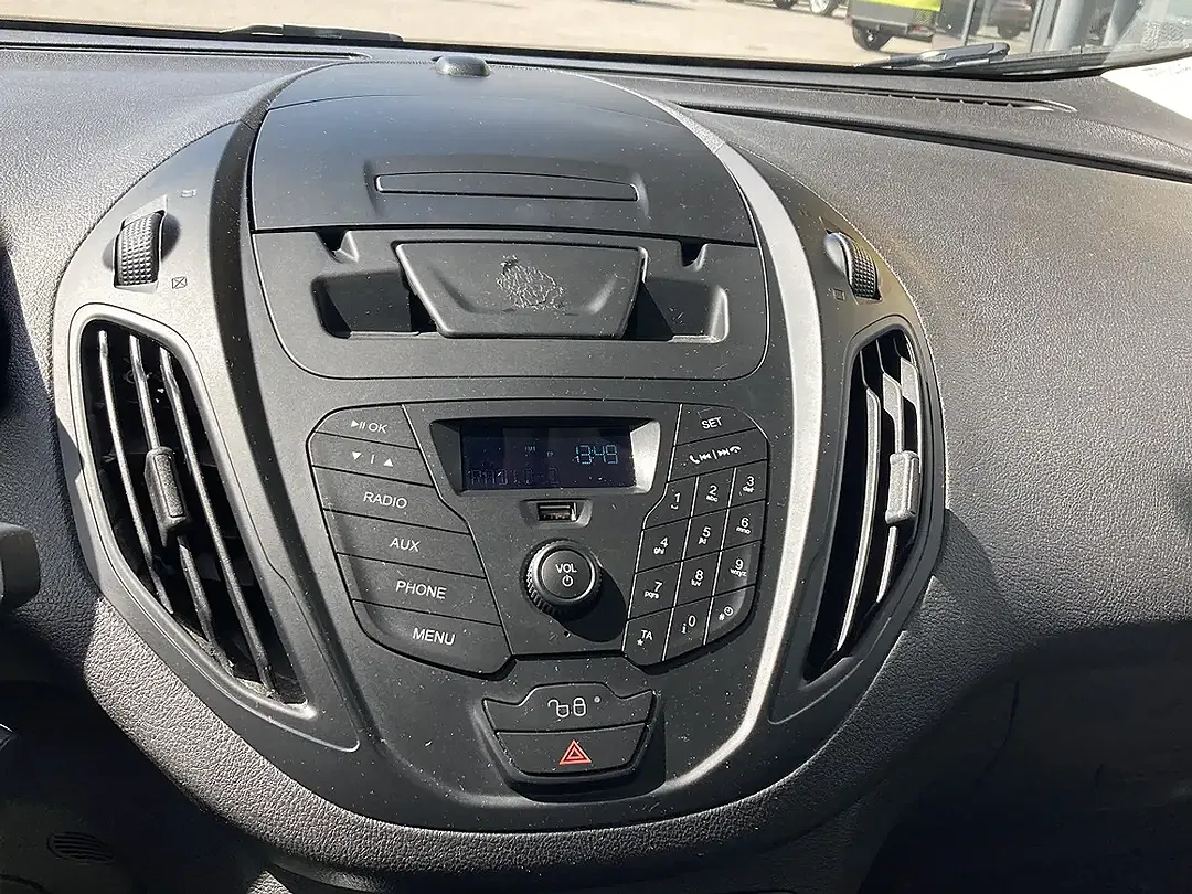 Ford Tourneo Courier 1.5 TDCi Trend - Thumbnail 6
