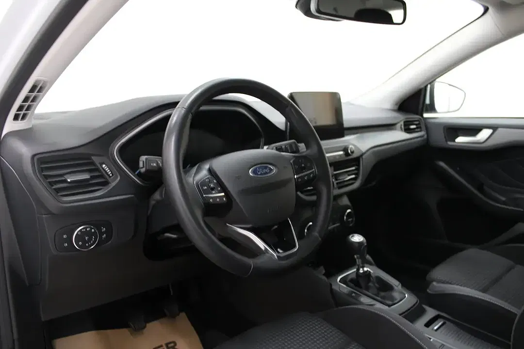 Ford Focus 1.5 EcoBlue - Thumbnail 4