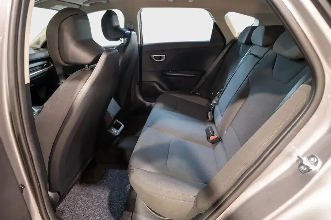 Kia K4 1.6 T-GDI - Thumbnail 9