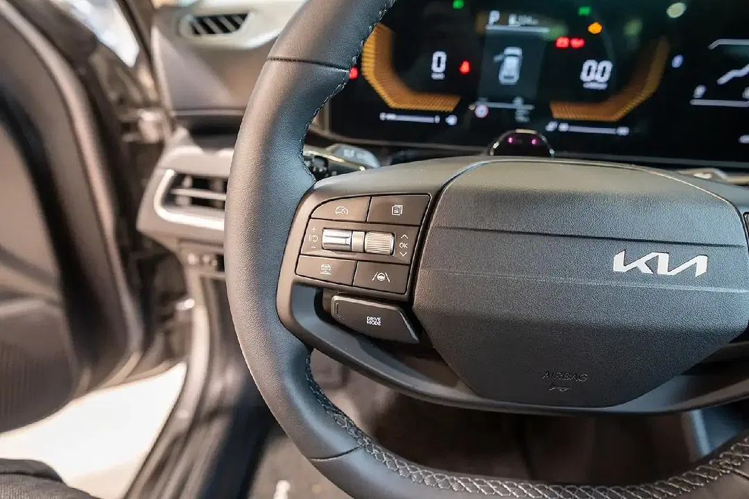 Kia K4 1.6 T-GDI - Thumbnail 13