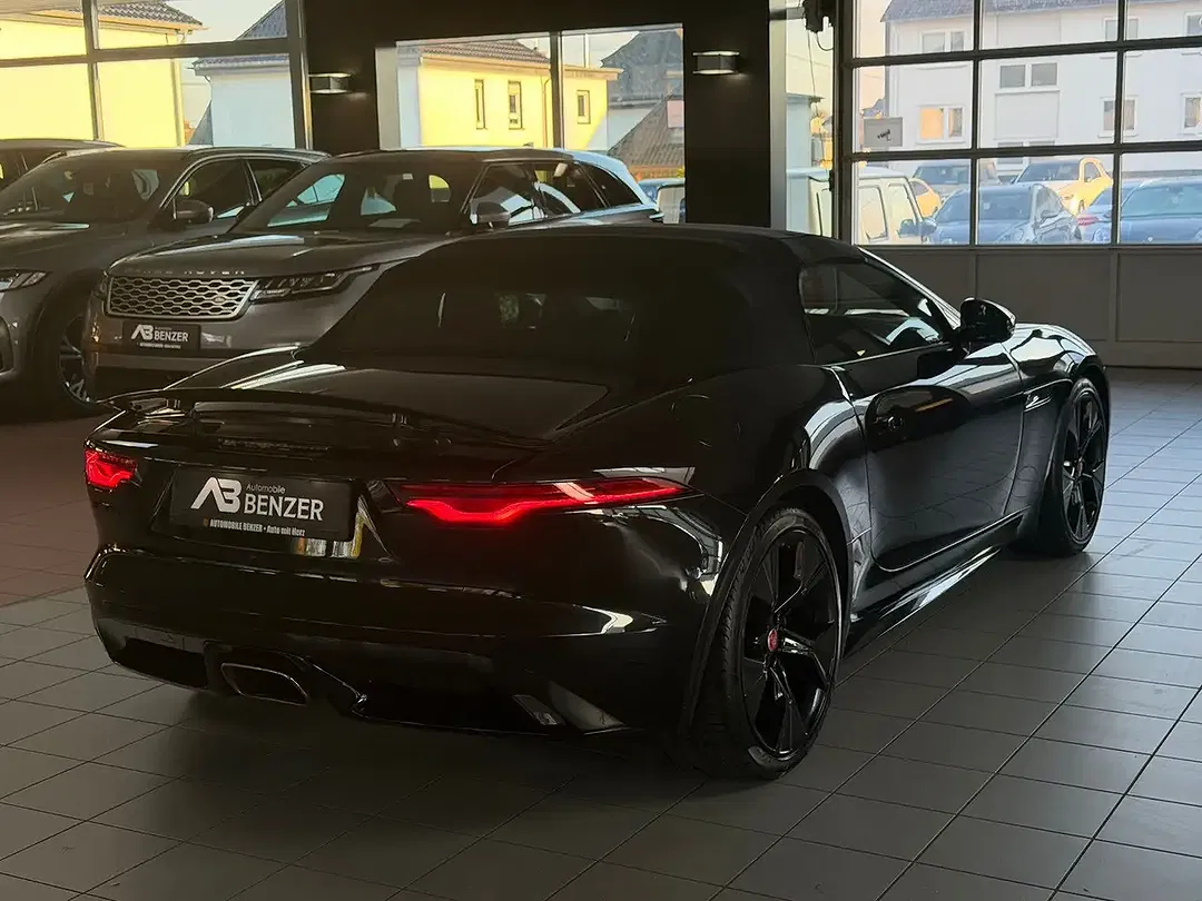 Jaguar F-Type R-Dynamic - Thumbnail 11