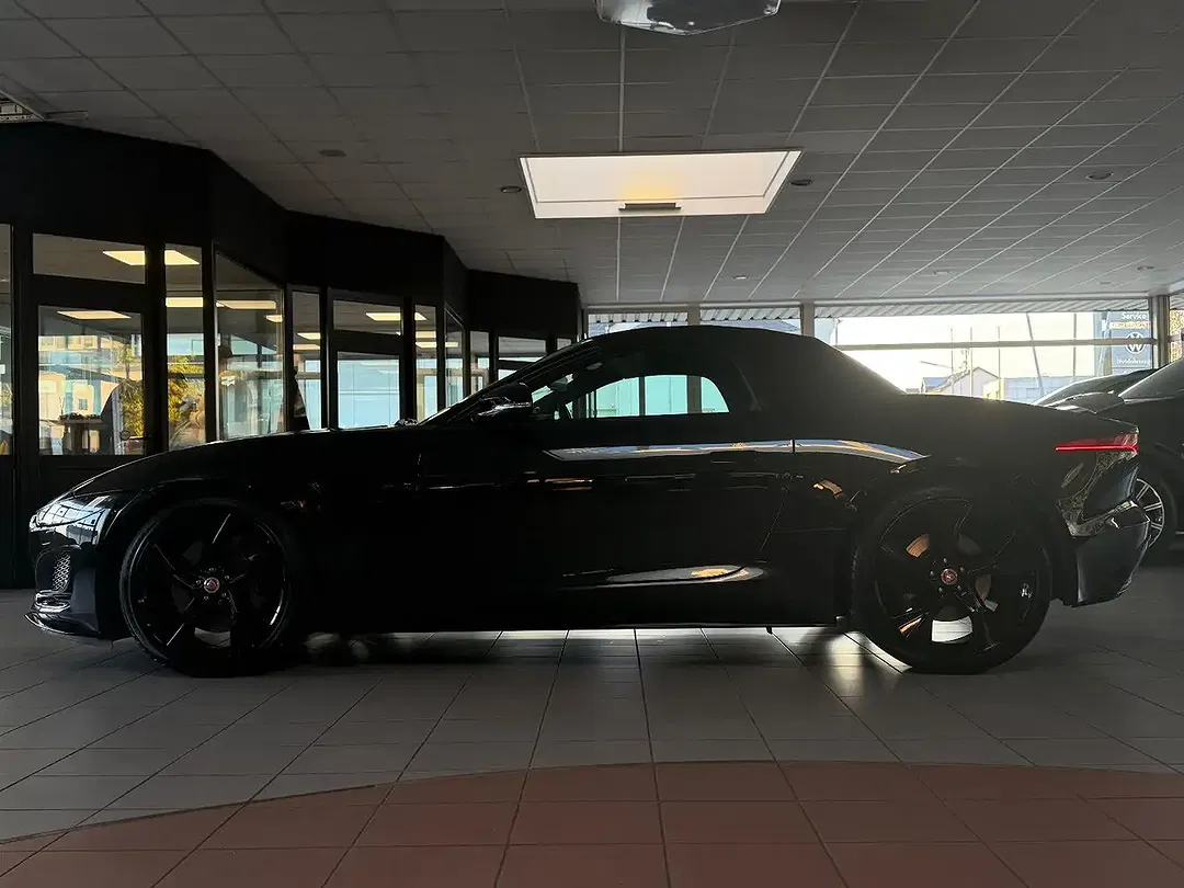 Jaguar F-Type R-Dynamic - Thumbnail 8