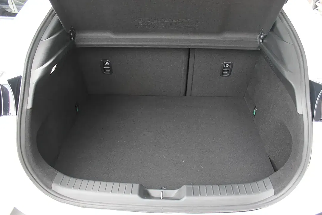 Mazda MX-30 EV Advantage Modern Confidence - Thumbnail 8