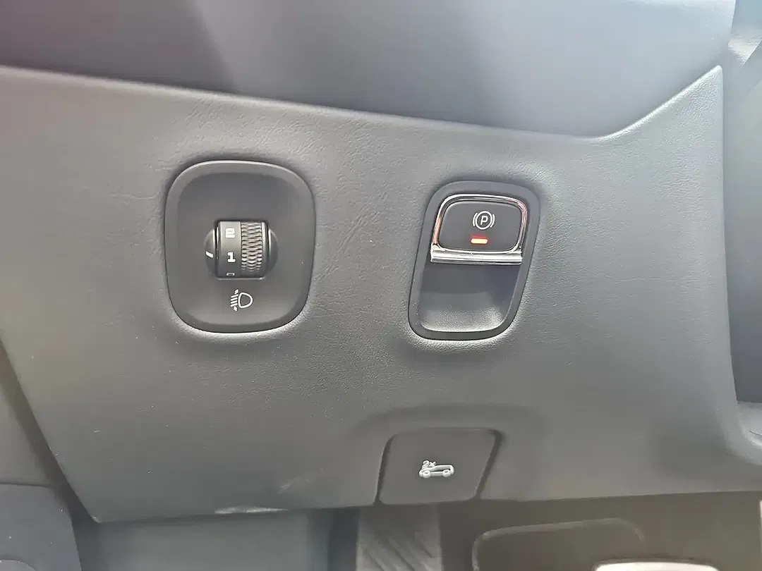 MG Cyberster Xpower - Thumbnail 16