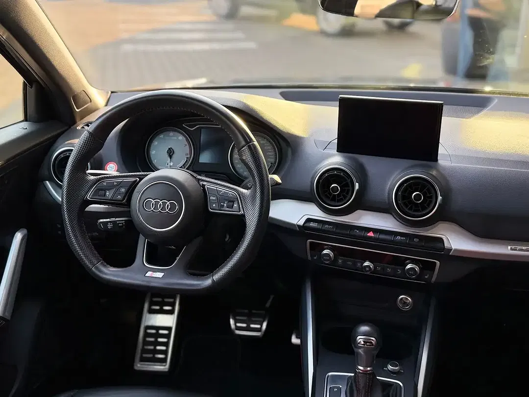 Audi SQ2 2.0 TFSI quattro Matrix LED - Thumbnail 12