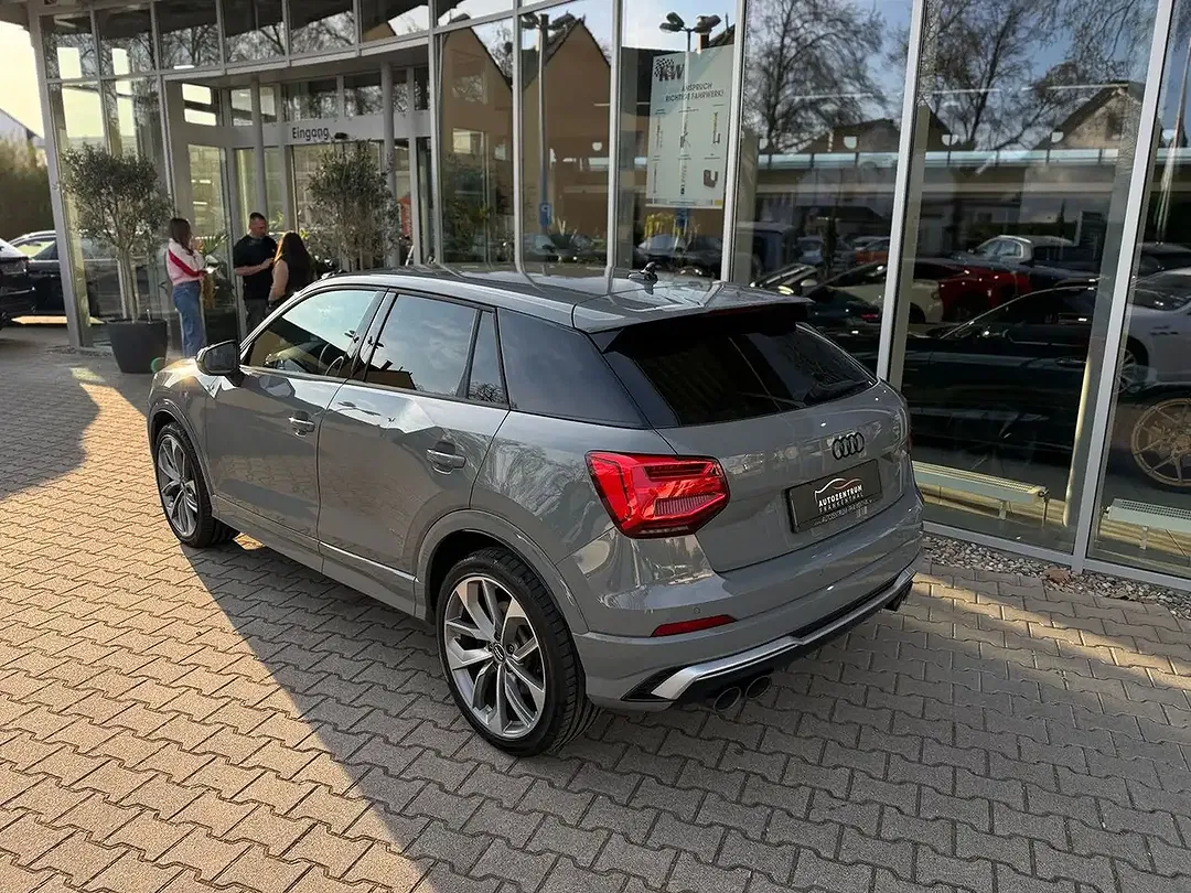 Audi SQ2 2.0 TFSI quattro Matrix LED - Thumbnail 8