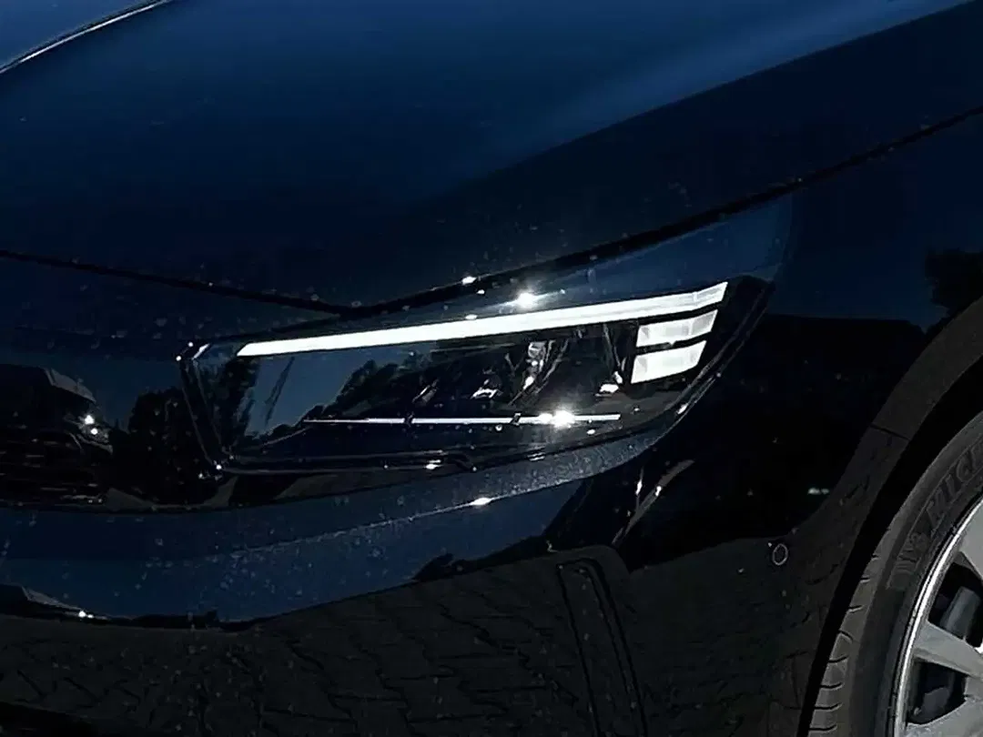 Opel Corsa Hybrid - Thumbnail 7