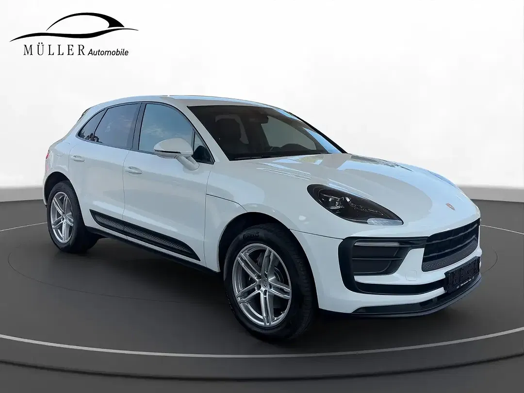 Porsche Macan PDK - Thumbnail 6
