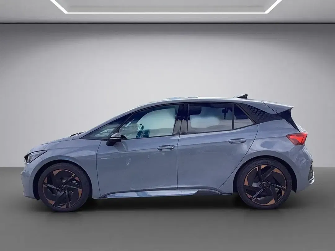 CUPRA Born - Thumbnail 2