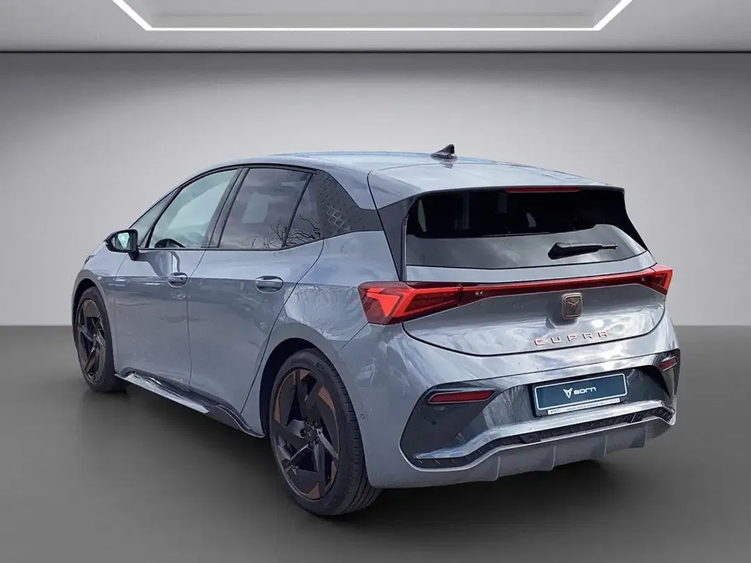 CUPRA Born - Thumbnail 3