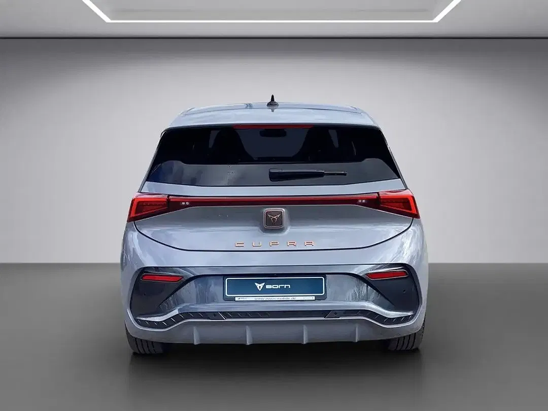 CUPRA Born - Thumbnail 4