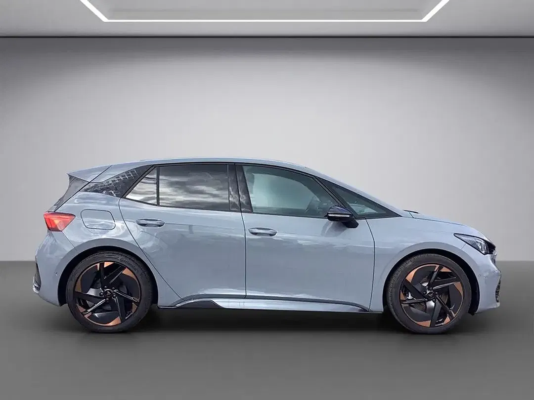 CUPRA Born - Thumbnail 6