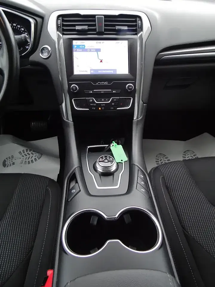 Ford Mondeo AUT - Thumbnail 8